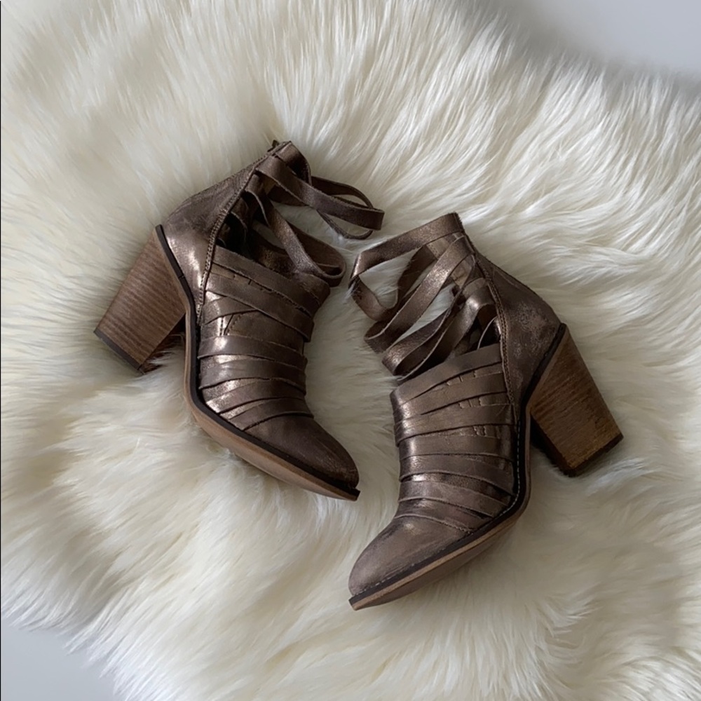 Free People Hybrid bootie